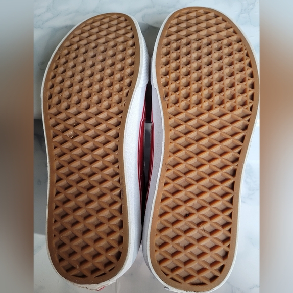 Vans Sk8-Hi Skate Shoe size 6.5 men - 8 women Red. - Picture 5 of 6